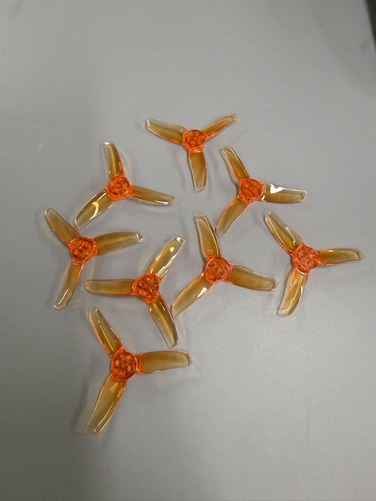 GEMFAN 2014 3-Blade 2 Inch Pro - Drone Racing Propeller 评论和价格